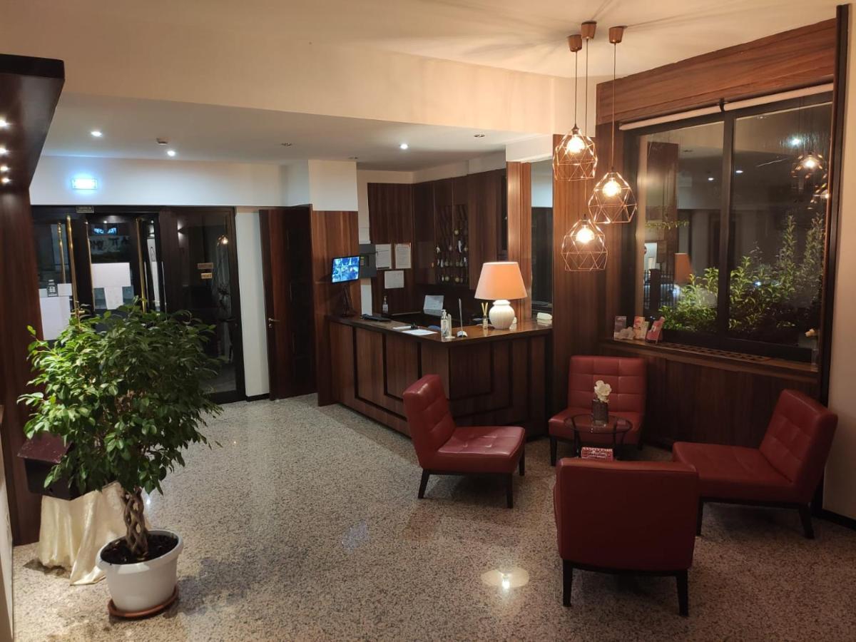 Hotel Svevia Altamura Kültér fotó