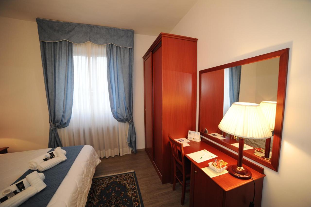Hotel Svevia Altamura Kültér fotó