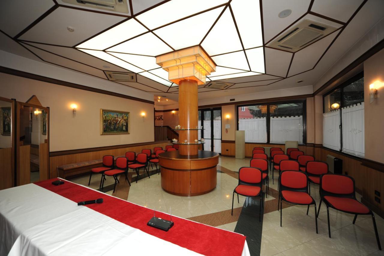 Hotel Svevia Altamura Kültér fotó